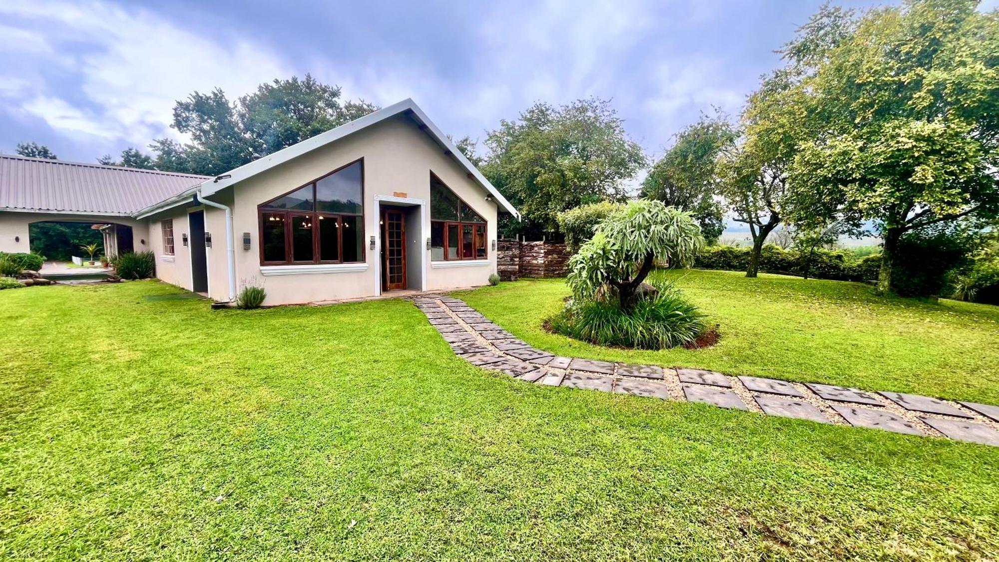 Drakensberg Inkosana Lodge Champagne Valley Exterior photo